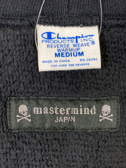 【中古品】【メンズ】 MASTER MIND マスターマインド × CHAMPION チャンピオン REVERSE FULL ZIP HOODED SWEATSHIRT C8-A123 リバース フルジップ フーデッド スウェットシャツ 140-261029-em-02-min サイズ：M カラー：ブラック 万代Net店