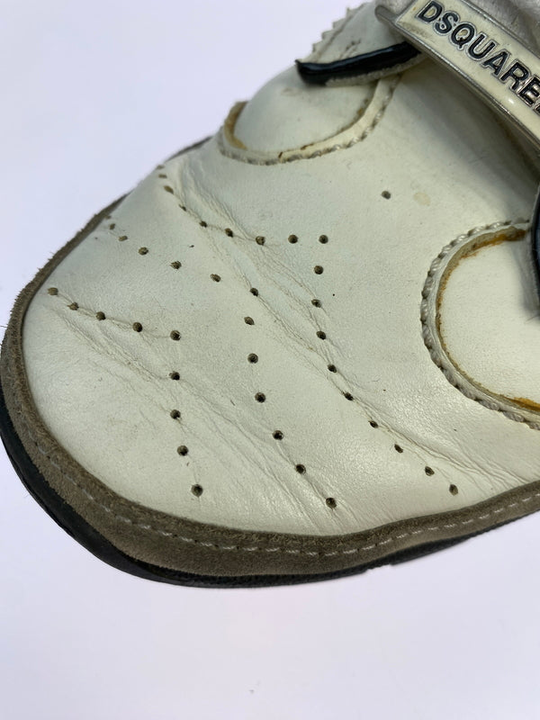 【中古品】【メンズ】 DSQUARED2 ディースクエアード レザー スニーカー 靴 シューズ 163-261026-hu-15-min サイズ：39 1/2 カラー：ホワイト/ブラック 万代Net店