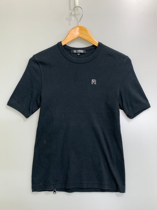 【中古品】【メンズ】 RAF SIMONS ラフシモンズ 05SS HISTORY OF THE WORLD期 S S TEE 半袖Tシャツ シュートスリーブ 141-261024-ta-04-min サイズ：48 カラー：ブラック 万代Net店