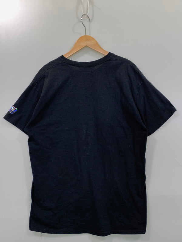 【中古品】【メンズ】 WIND AND SEA ウィンダンシー HOLOGRAM LOGO TEE ホログラムロゴ Tシャツ 半袖 ショートスリーブ トップス 142-261027-hu-29-min サイズ：表記なし不明 カラー：ブラック 万代Net店