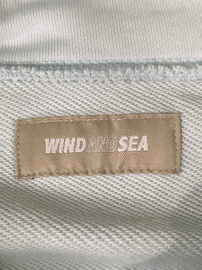 【現状渡し品】【メンズ】 WIND AND SEA ウィンダンシー LOGO HOODIE ロゴ フーディー パーカー トップス 142-261027-hu-39-min サイズ：L カラー：ライトブルー系 万代Net店