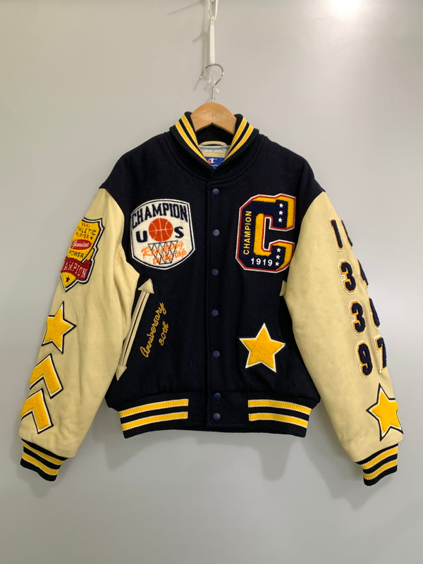 【中古品】【メンズ】 CHAMPION チャンピオン 80周年記念 STADIUM JACKET スタジアムジャケット スタジャン 限定アワードジャケット メンズ アウター 146-261029-em-14-min サイズ：L カラー：ネイビー/アイボリー 万代Net店