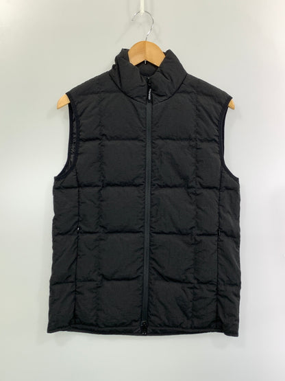 【中古品】【メンズ】 GRAMICCI × SHIPS × TAION グラミチ シップス タイオン インナー ダウン ベスト GMJ3-F1106 144-261028-hu-43-min サイズ：S カラー：ブラック 万代Net店