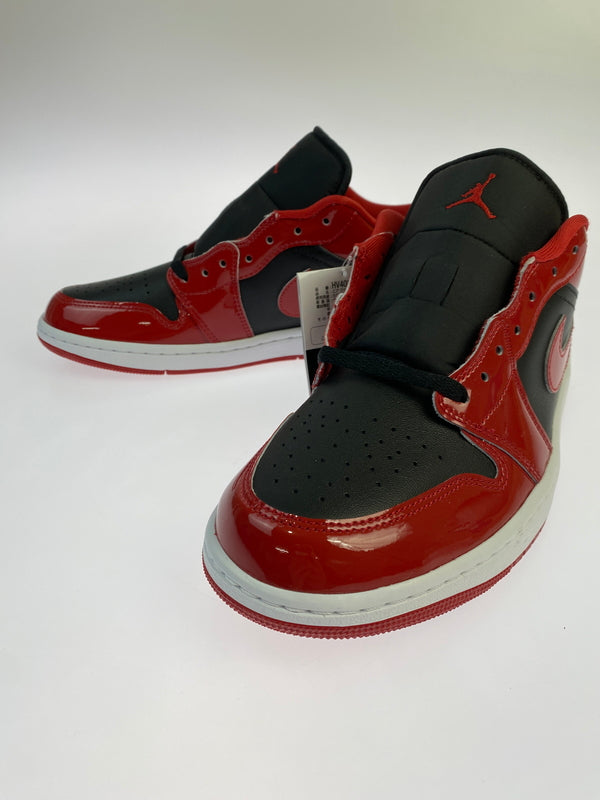 【中古品】【メンズ】 NIKE ナイキ WOMEN'S AIR JORDAN 1 LOW SE HV4089-006 ウィメンズ エアジョーダン1 ロー SE スニーカー メンズ シューズ 靴 160-261030-em-22-min サイズ：28.5cm カラー：BLACK WHITE VARSITY RED 万代Net店