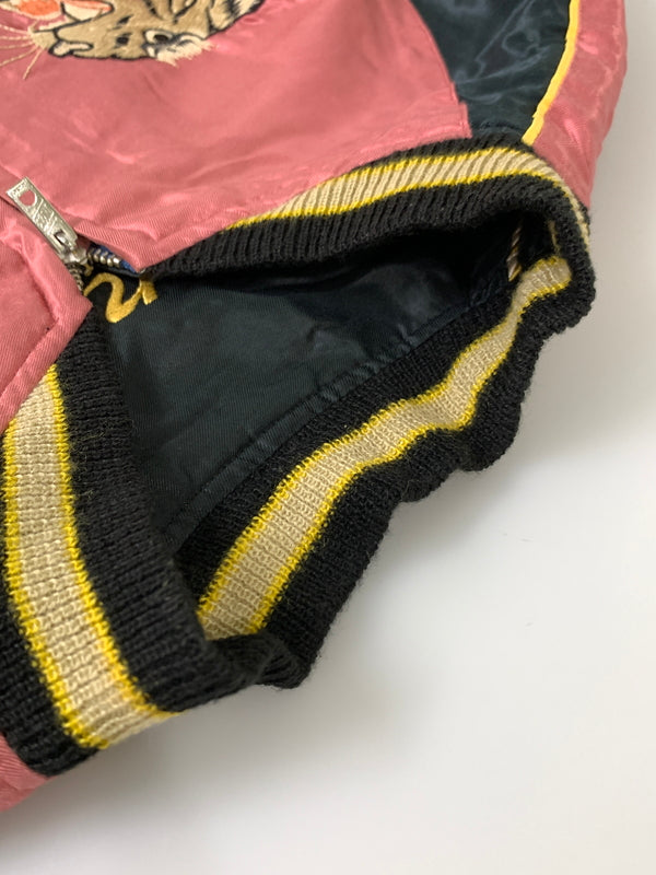 【中古品】【メンズ】 テーラー東洋 REVERSIBLE SATIN SOUVENIR JACKET リバーシブル サテン スーベニア ジャケット スカジャン アウター 146-261028-hu-17-min サイズ：M カラー：ブラック/ピンク系 万代Net店
