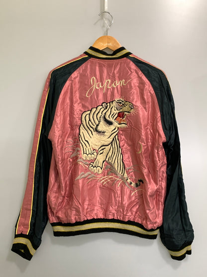 【中古品】【メンズ】 テーラー東洋 REVERSIBLE SATIN SOUVENIR JACKET リバーシブル サテン スーベニア ジャケット スカジャン アウター 146-261028-hu-17-min サイズ：M カラー：ブラック/ピンク系 万代Net店