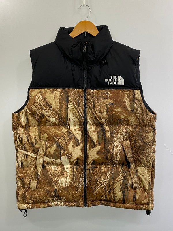【中古品】【メンズ】 THE NORTH FACE ザノースフェイス NV NUPTSE ベスト ノベルティー ヌプシ ベスト ND92558 アウター ダウンベスト 144-261027-hu-02-min サイズ：L カラー：ブラック/ブラウン系（カモ） 万代Net店