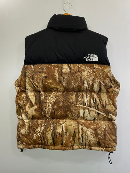 【中古品】【メンズ】 THE NORTH FACE ザノースフェイス NV NUPTSE ベスト ノベルティー ヌプシ ベスト ND92558 アウター ダウンベスト 144-261027-hu-02-min サイズ：L カラー：ブラック/ブラウン系（カモ） 万代Net店