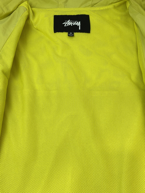 【中古品】【メンズ】 STUSSY ステューシー TREK JACKET トレックジャケット ライトアウター フーデッドジャケット 142-261027-hu-03-min サイズ：M カラー：イエロー系 万代Net店
