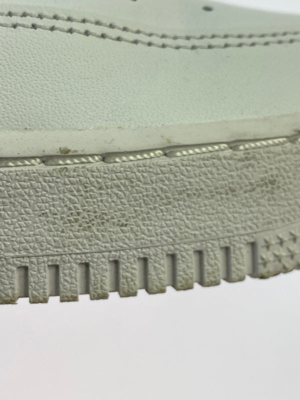 【中古品】【メンズ】 NIKE ナイキ AIR FORCE 1 LOW '07 CW2288-111 エアフォース1 ロー '07スニーカー メンズ シューズ 靴 160-261030-em-01-min サイズ：27.0cm カラー：ホワイト 万代Net店