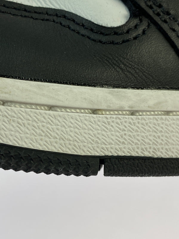 【中古品】【メンズ】 NIKE ナイキ AIR JORDAN 1 RETRO HIGH OG DZ5485-010 エアジョーダン1 レトロ ハイ OG スニーカー メンズ シューズ 靴 160-261030-em-02-min サイズ：27.0cm カラー：BLACK/WHITE 万代Net店