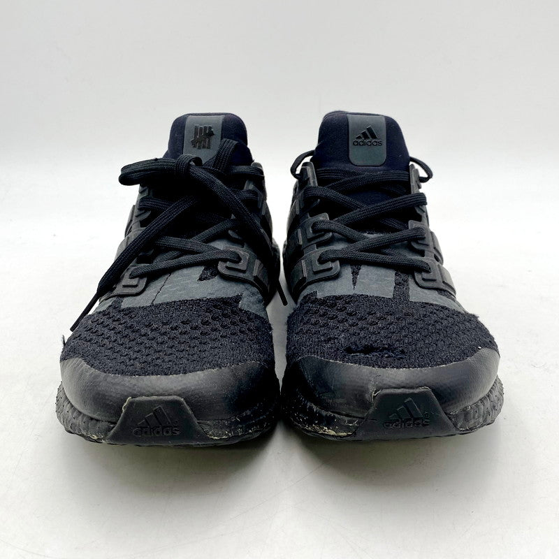 【中古品】【メンズ】 adidas アディダス × UNDEFEATED アンディフィーテッド コラボ ウルトラブースト スニーカー シューズ 靴 162-230329-mk-69-izu サイズ：27cm カラー：ブラック 万代Net店