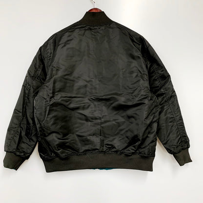 【中古美品】【メンズ】  DEUS EX MACHINA/DMW206731 GENREWARS BOMBER JACKET  デウス エクスマキナ ボンバージャケット ブルゾン アウター 141-240519-mk-15-izu サイズ：M カラー：グリーン 万代Net店