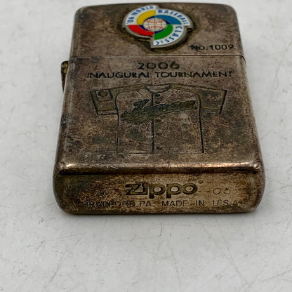 【中古品】【メンズ/レディース】 ZIPPO ジッポ 2006 WORLD BASEBALL CLASSIC ワールド・ベースボール・クラシック 記念 オイルライター 喫煙具  206-240506-hi-06-izu カラー：シルバー 万代Net店