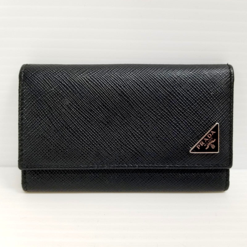 【中古品】【メンズ】 PRADA プラダ サフィアーノレザー 6連キーケース 181-240507-mk-03-izu カラー：ブラック 万代Net店