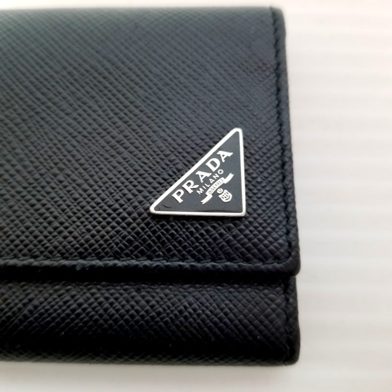 【中古品】【メンズ】 PRADA プラダ サフィアーノレザー 6連キーケース 181-240507-mk-03-izu カラー：ブラック 万代Net店