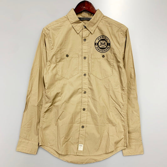 【中古美品】【メンズ】 HARLEY DAVIDSON ハーレーダビッドソン TOP-GRGO,SKLL LTNG,L/S,WVN,BRN 96235-18VM スカルプリントシャツ 長袖 トップス 145-240603-ay-31-izu サイズ：S カラー：ベージュ 万代Net店