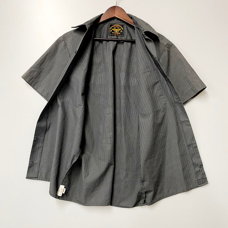 【中古品】【メンズ】 Dickies ディッキーズ × SKULL FLIGHT スカルフライト WORK SHIRT ワークシャツ 半袖シャツ 145-240630-hi-02-izu サイズ：S カラー：グレー 万代Net店