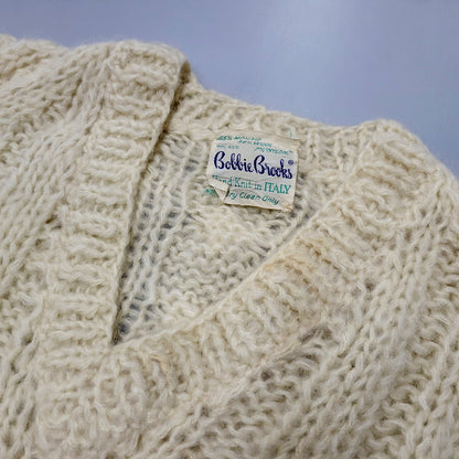 【中古品】【メンズ】 BOBBIE BROOKS 60-70S MOHAIR WOOL V NECK KNIT SWEATER ITALY VINTAGE モヘアウールニット Vネック セーター イタリアヴィンテージ トップス 146-240726-ay-01-izu サイズ：下記参照 カラー：ホワイト 万代Net店
