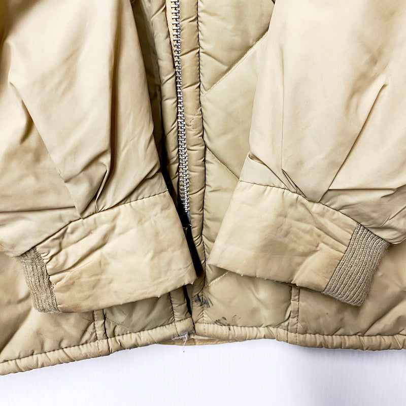 【中古品】【メンズ】  DOUBLE K BRAND 70S QUILTING DOWN JACKET 70年代 TALONジップ キルティング ダウンジャケット アウター 長袖 146-240816-ma-30-izu サイズ：サイズ不明 カラー：ベージュ 万代Net店