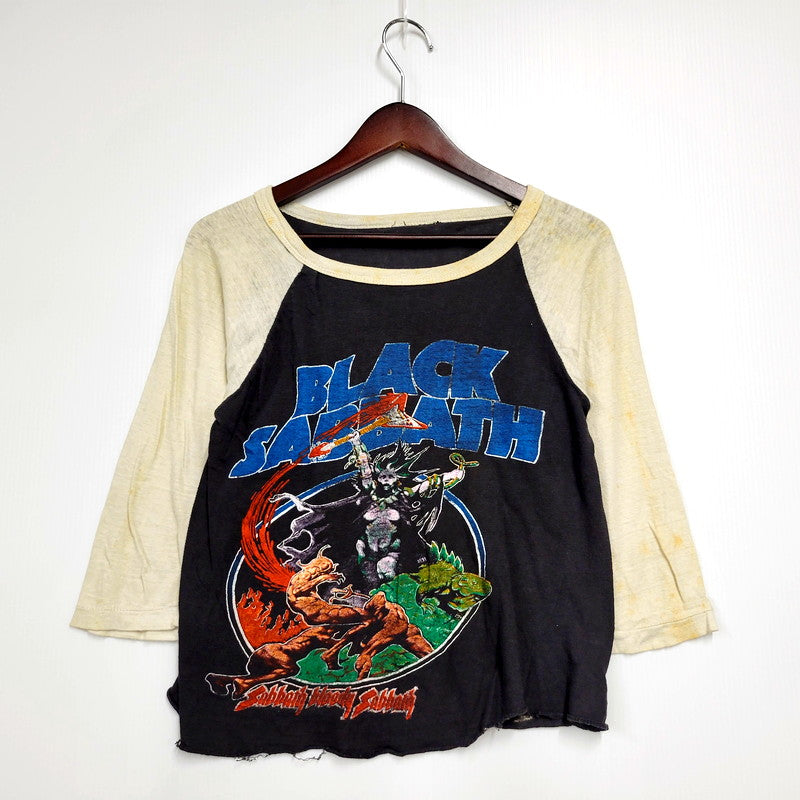 【現状渡し品】【メンズ】  BLACK SABBATH BLACK'N'BLUE RAGLAN TEE ブラックサバス ラグラン プリント Tシャツ トップス 146-240814-as-24-izu サイズ：下記参照 カラー：ブラック 万代Net店