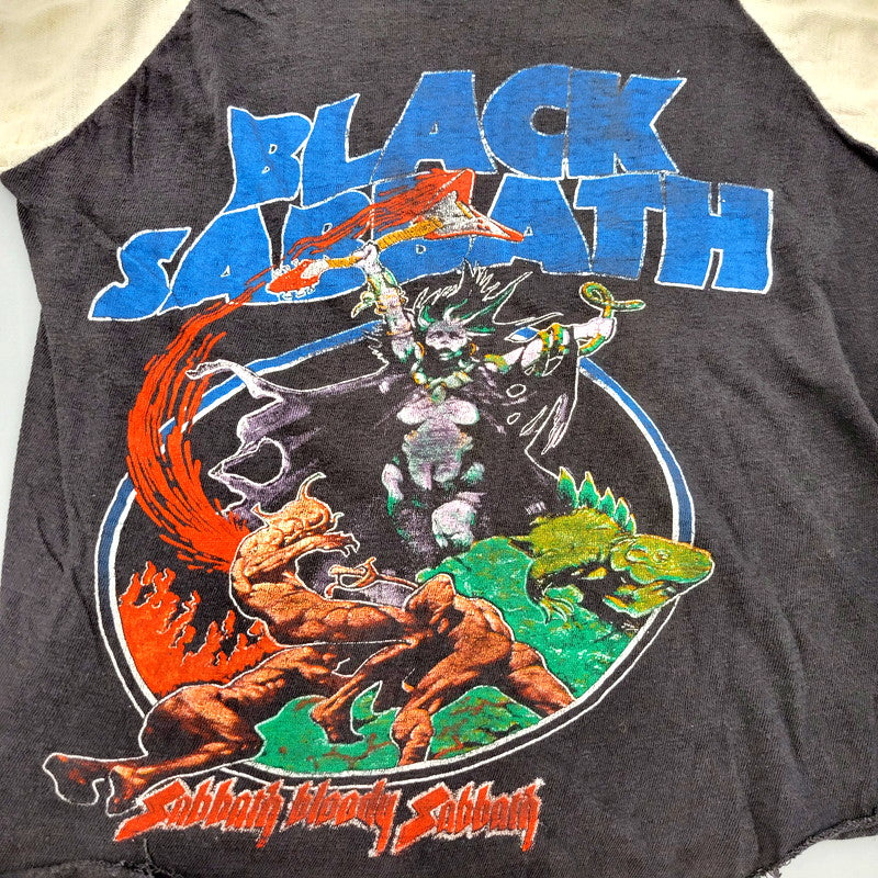 【現状渡し品】【メンズ】  BLACK SABBATH BLACK'N'BLUE RAGLAN TEE ブラックサバス ラグラン プリント Tシャツ トップス 146-240814-as-24-izu サイズ：下記参照 カラー：ブラック 万代Net店