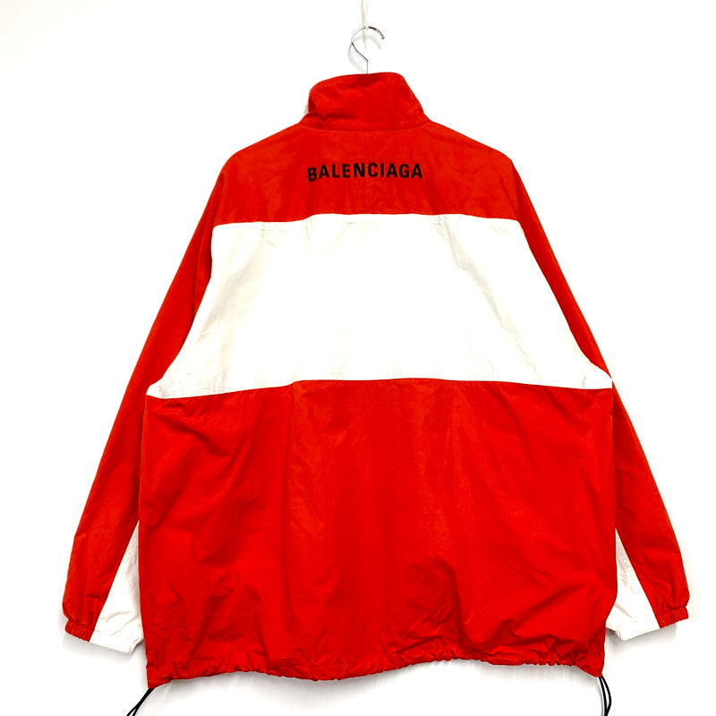 【中古品】【メンズ】 BALENCIAGA バレンシアガ 19AW COLOUR BLOCK LOGO PRINT COTTON POPLIN TRACK JACKET 571434 トラックジャケット ロゴ プリント 刺繍 アウター 141-240913-ay-12-izu サイズ：44 カラー：レッド×ホワイト 万代Net店