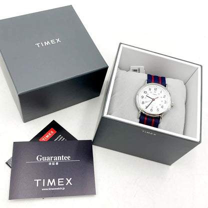 【中古美品】【メンズ/レディース】 TIMEX タイメックス WEEKENDER T2N747 ウィークエンダー クォーツ 腕時計 198-240916-as-25-izu カラー：シルバー×ネイビー×レッド 万代Net店