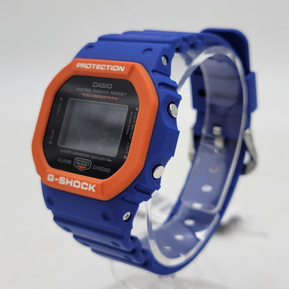 【中古美品】【メンズ/レディース】 G-SHOCK ジーショック DW-5610SC-2 腕時計 199-260527-as-04-izu サイズ：48.9 × 43.8 × 13.5 mm カラー：ネイビー×オレンジ 万代Net店