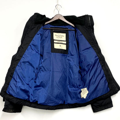 【中古品】【メンズ】 Abercrombie&Fitch アバークロンビーアンドフィッチ KEMPSHALL JACKET A132100416022 ケンプシェル ジャケット アウター 147-241028-as-08-izu サイズ：S カラー：ブラック 万代Net店