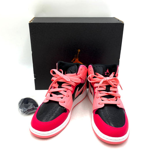 【中古品】【レディース】 NIKE ナイキ 554725-662 GS AIR JORDAN 1 MID エアジョーダン1 ミッド CORAL CHALK コーラルチョーク PINKSICLE RUSH ピンクシクル ラッシュ PINK-BLACK ピンク-ブラック スニーカー シューズ 靴 160-241020-mm-02-izu サイズ：23.0cm 万代Net店