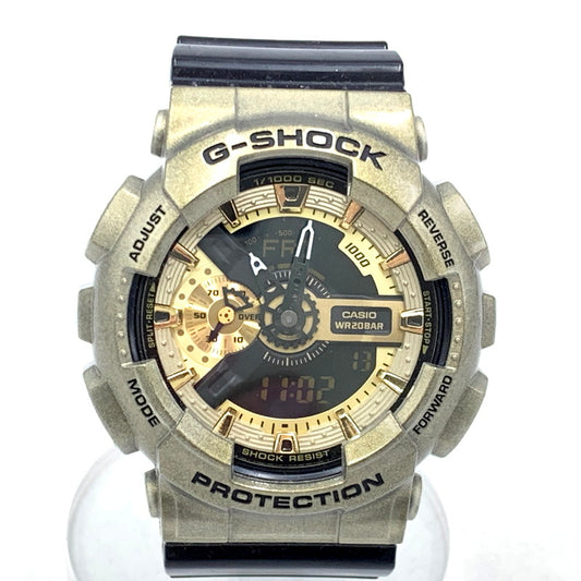 【中古品】【メンズ/レディース】 G-SHOCK ジーショック × NEW ERA ニューエラ GA-110NE 30周年記念モデル アナデジ 腕時計 196-241129-as-13-izu カラー：ゴールド×ブラック 万代Net店