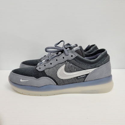 【中古美品】【メンズ】 NIKE SB ナイキエスビー PS8 FV8493-002 スニーカー シューズ 靴 160-241110-as-05-izu サイズ：26.5cm カラー：COOL GREY/METALLIC SILVER 万代Net店