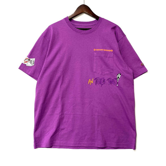 【中古美品】【メンズ】 CHROME HEARTS クロムハーツ × MATTY BOY マッティボーイ PPO U SS PKT CREW ショートスリーブ ポケット クルーネック Tシャツ 半袖 トップス 190-241119-as-26-izu サイズ：XL カラー：パープル 万代Net店