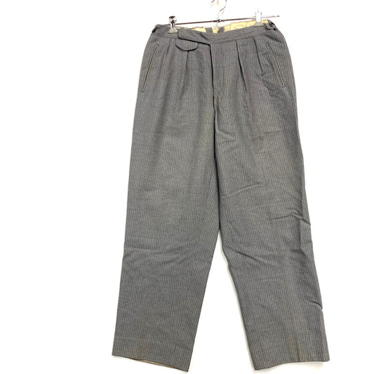 【中古品】【メンズ】  USED STRIPE 2-TUCK TROSERS ストライプ 2タック トラウザーズ パンツ ボトムス 157-241124-as-32-izu サイズ：下記参照 カラー：グレー 万代Net店