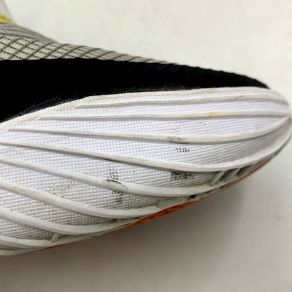 【中古品】【メンズ/レディース】 NIKE ナイキ × SPACE PLAYERS スペースプレイヤーズ LEBRON 18 LOW CV7562-103 レブロン 18 ロー スニーカー シューズ 靴 160-241206-as-01-izu サイズ：26cm カラー：WHITE/BRIGHT CRIMSON-BLACK 万代Net店