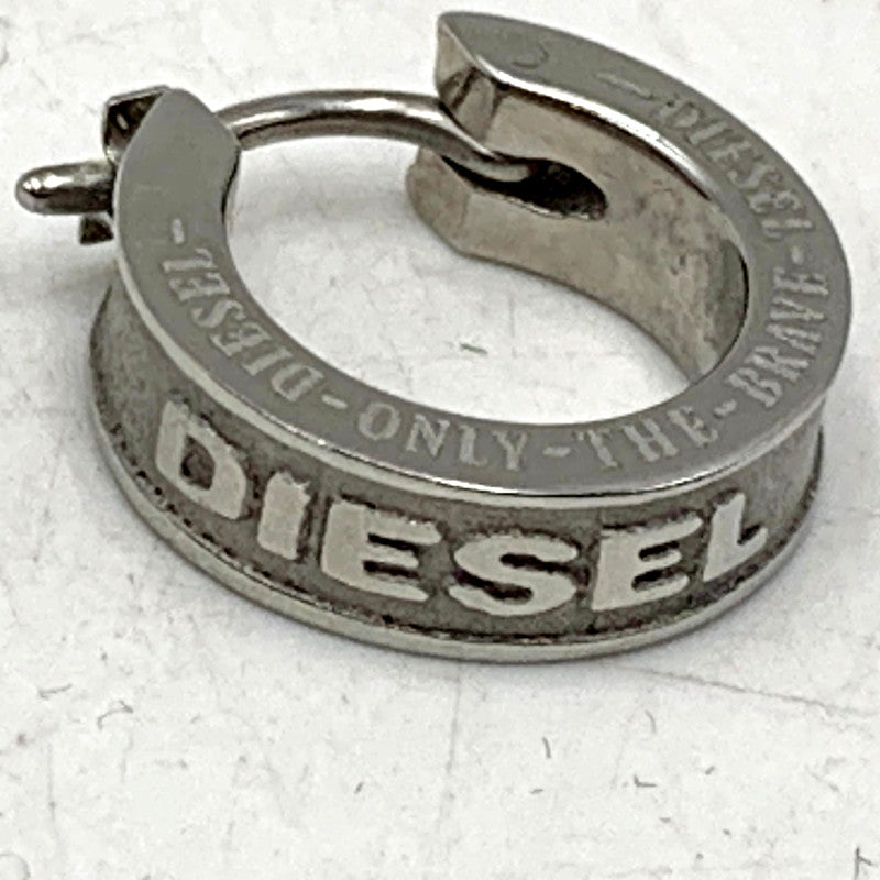 【中古品】【メンズ/レディース】 DIESEL ディーゼル LOGO PIERCE DX1316 ピアス 片耳用 STEEL アクセサリー 192-241230-ay-19-izu カラー：シルバー 万代Net店