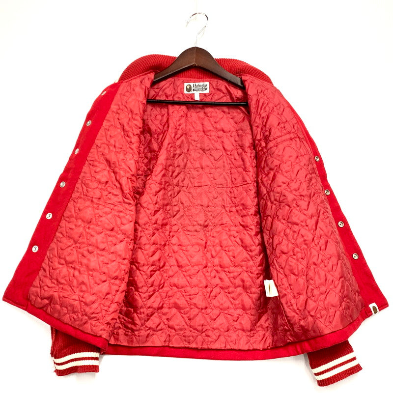 【中古品】【メンズ】 A BATHING APE アベイシングエイプ 001HJ0302501 WOOL STADIUM JACKET 日本製 ウールスタジアムジャケット アウター 長袖 142-241223-ma-22-izu サイズ：XS カラー：赤 万代Net店