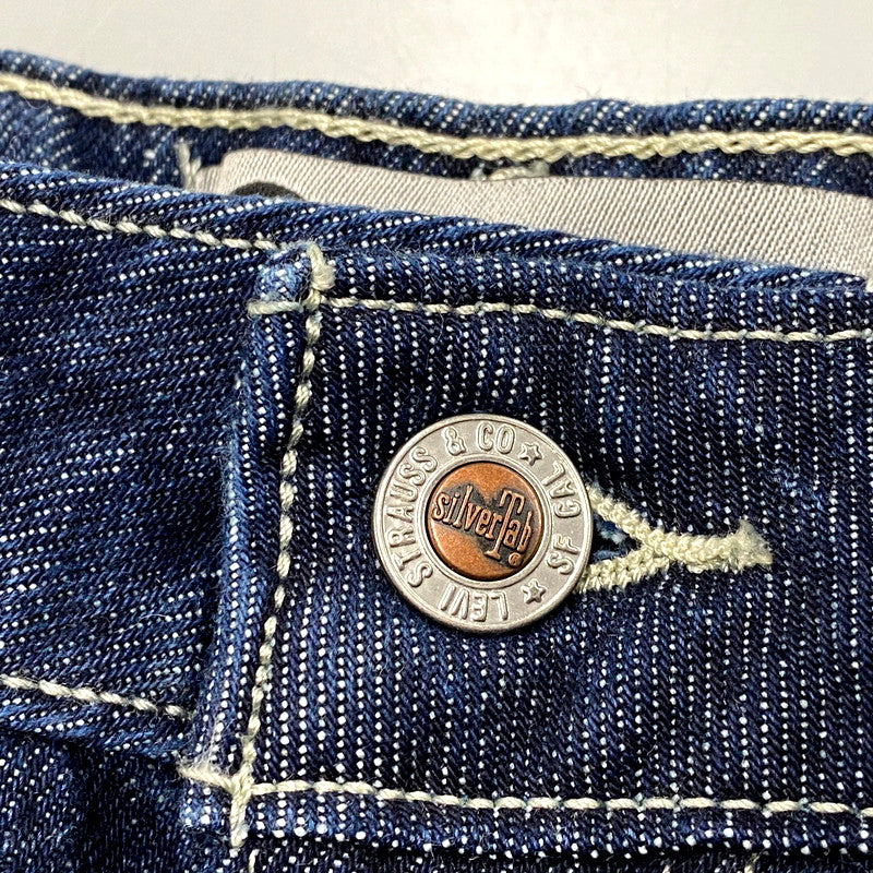 【中古品】【レディース】 Levi's リーバイス SILVER TAB LOW BAGGY CROP WIDE DENIM PANTS A6281-0001 シルバータブ ローバギークロップ ワイドデニムパンツ ジーンズ ズボン ボトムス 171-241230-ay-05-izu サイズ：23 カラー：インディゴ 万代Net店