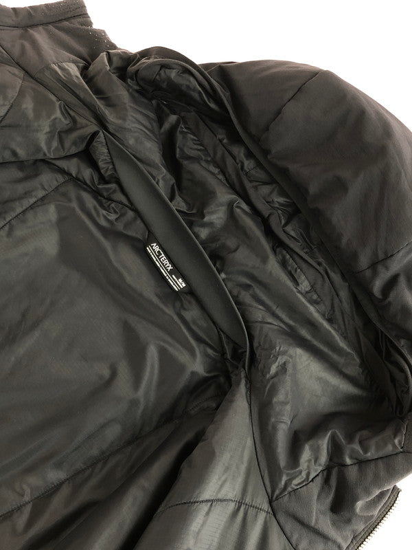 【中古品】【メンズ】 ARC'TERYX アークテリクス ATOM AR HOODY BLACK 14648 アトム エーアール フーディー アウター 144-251108-rt-08-tag サイズ：M カラー：ブラック 万代Net店