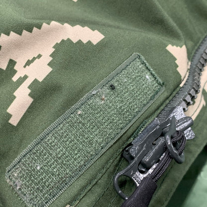 【中古品】【メンズ】 GORE-TEX 700-FILL DOWN PARKA ダウン パーカー ゴアテックス アウター 149-251009-rk-02-izu サイズ：S カラー：オリーブ ロシア カモ 万代Net店
