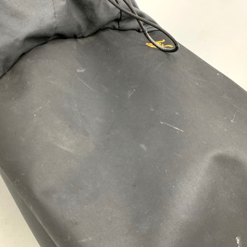 【中古品】【メンズ】 ARC'TERYX アークテリクス 24017 ARRO 20 BUCKET BAG アロー 20 バケットバッグ 鞄 カバン リュック 188-250121-ma-10-izu カラー：黒 万代Net店