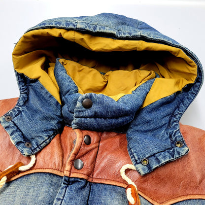 【中古品】【メンズ】 FOB FACTORY エフオービーファクトリー HOODED DENIM DOWN JACKET F2238 フーデッド デニム ダウンジャケット アウター 145-250128-as-11-izu サイズ：M カラー：ブルー 万代Net店