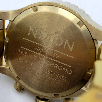 【中古品】【メンズ/レディース】 NIXON ニクソン THE 42-20 CHRONO クロノ シルバー文字盤 腕時計 197-250127-as-21-izu カラー：ゴールド 万代Net店