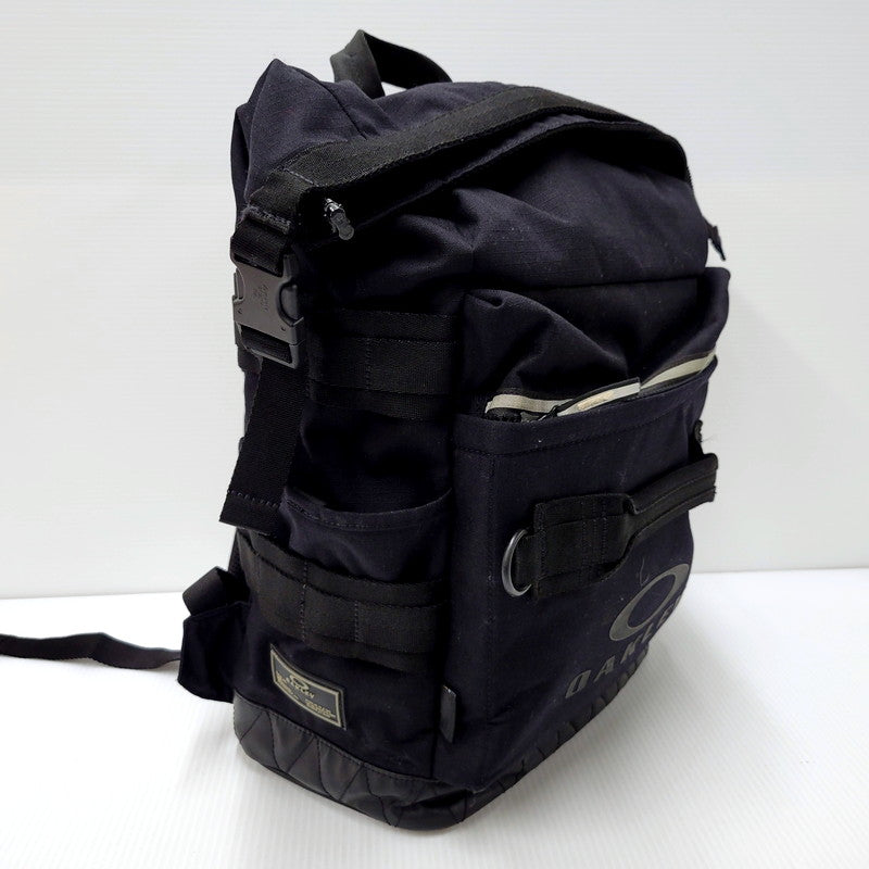 【中古品】【メンズ/レディース】 OAKLEY オークリー UTILITY FOLDED BACKPACK 921516 ユーティリティ バックパック リュック バッグ カバン 鞄 188-250205-as-40-izu カラー：ブラック 万代Net店