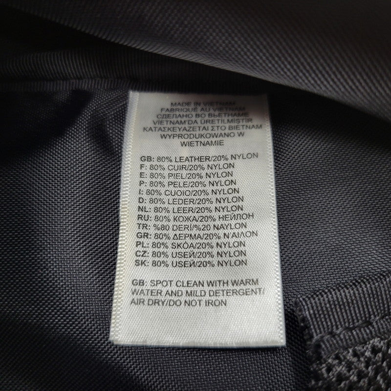 【中古品】【メンズ/レディース】 Supreme シュプリーム × THE NORTH FACE ザノースフェイス LEATHER DAY PACK NF0A3G73 レザーデイパック リュック バッグ カバン 鞄 188-250715-as-14-izu カラー：レッド×ブラック 万代Net店