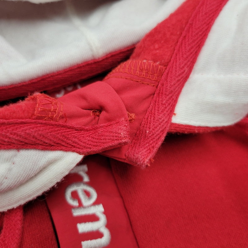 【現状渡し品】【メンズ】 Supreme シュプリーム CONTRAST PLACKET HOODED SWEATSHIRT コントラスト プラケット フーデッド スウェットシャツ パーカー 長袖 トップス 149-250711-as-14-izu サイズ：S カラー：レッド 万代Net店