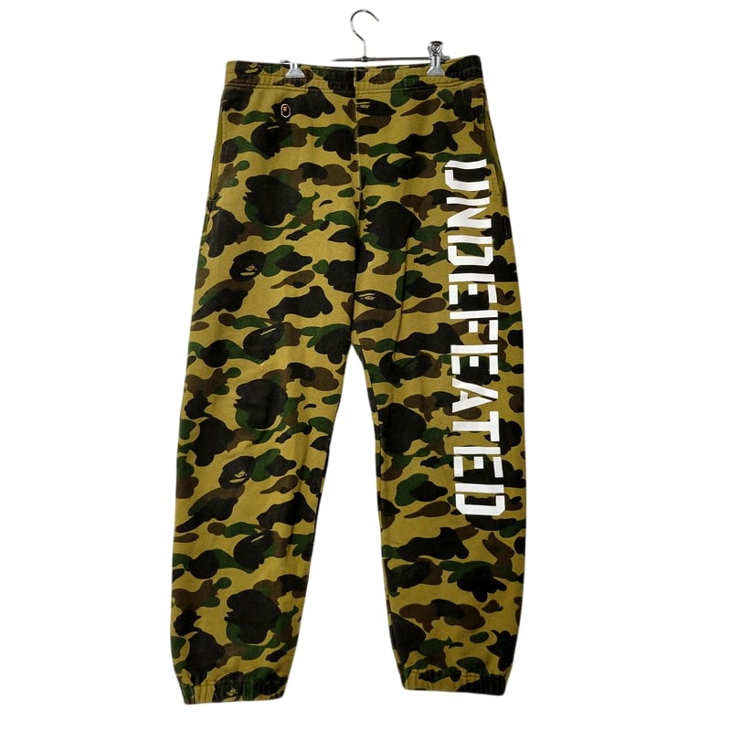 【中古品】【メンズ】 A BATHING APE アベイシングエイプ × UNDEFEATED アンディフィーテッド CAMO SWEAT PANTS 001PT9731921X カモ スウェットパンツ ボトムス 153-250202-as-26-izu サイズ：L カラー：グリーン系 万代Net店