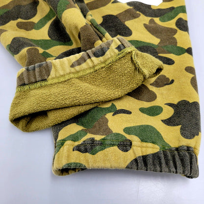 【中古品】【メンズ】 A BATHING APE アベイシングエイプ × UNDEFEATED アンディフィーテッド CAMO SWEAT PANTS 001PT9731921X カモ スウェットパンツ ボトムス 153-250202-as-26-izu サイズ：L カラー：グリーン系 万代Net店