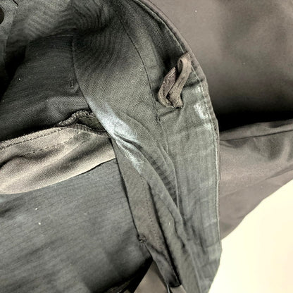 【中古品】【メンズ】 PRADA プラダ TRIANGLE PLATE NYLON PANTS ACS1 2020 1703 トライアングルプレート ナイロンパンツ ボトムス 152-250202-as-18-izu サイズ：38 カラー：ブラック 万代Net店